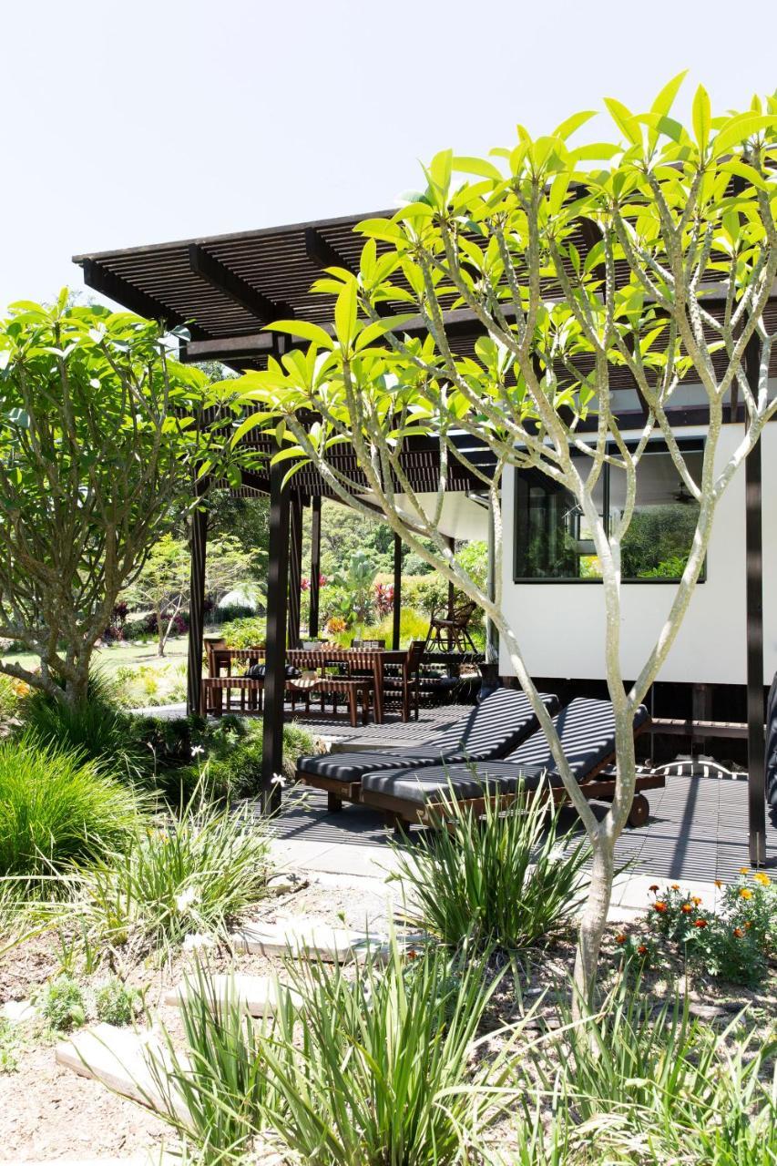 Lily Pad At Byron Bay Villa Bagian luar foto